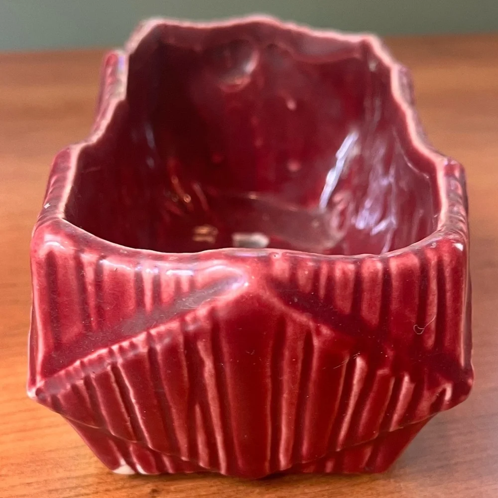 McCoy Planter Pottery USA Burgundy Red Rectangle 7 x 3 x 3
